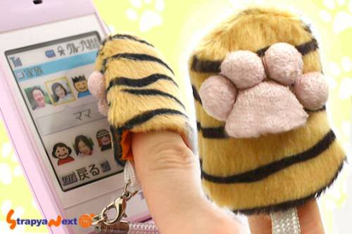 Tiger Paw Screen Cleaner Cellphone Strap